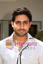 Abhishek Bachchan at The Unforgettable Tour in Sunset Marquis Hotel on July 24th 2008 (4)